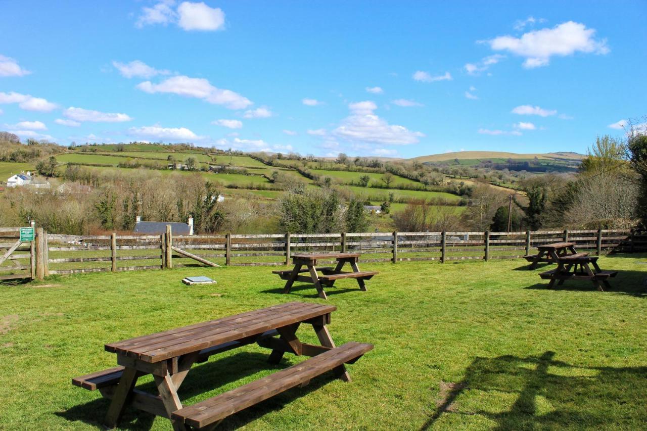 The Mary Tavy Inn Marytavy Екстериор снимка