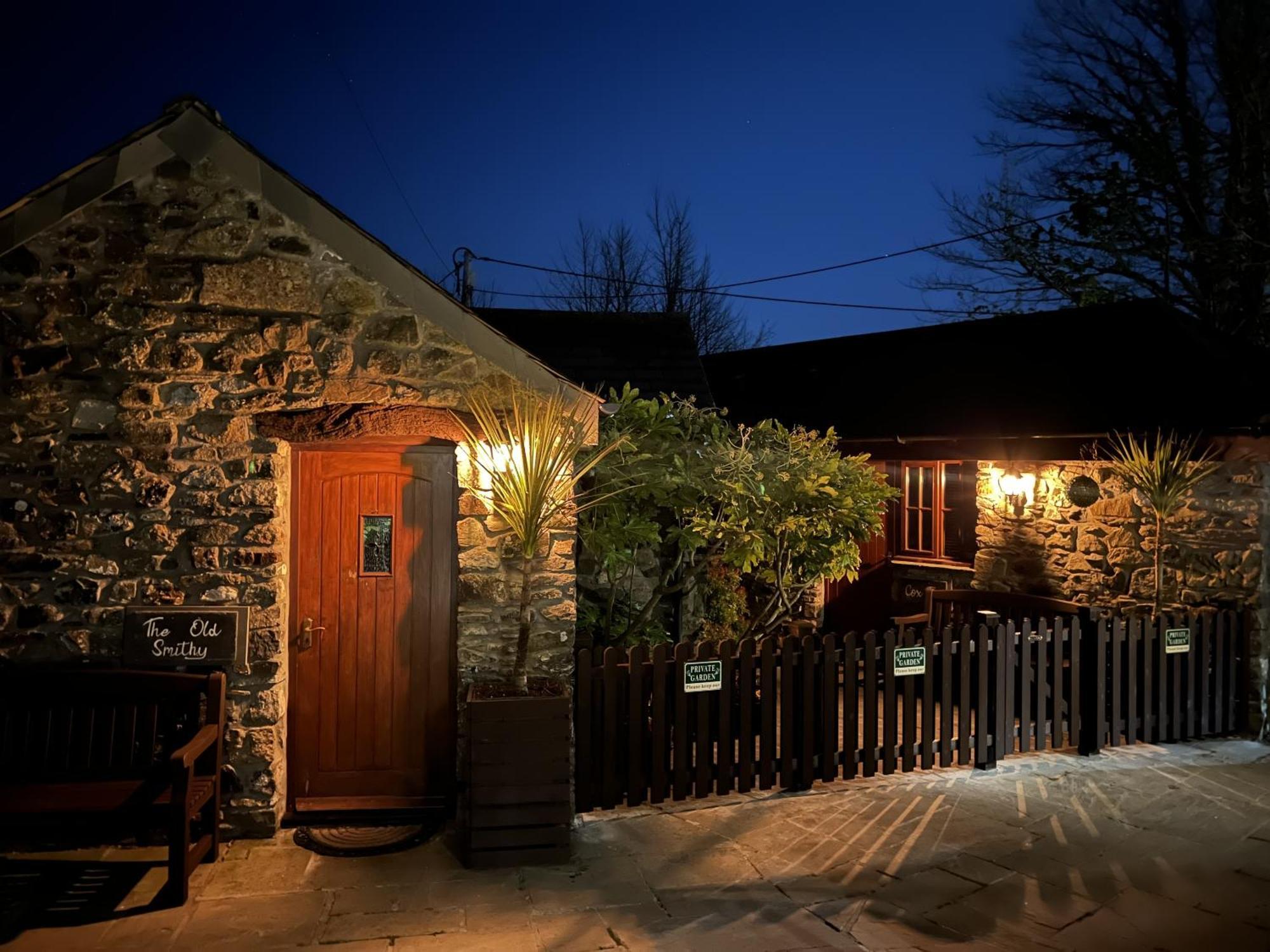 The Mary Tavy Inn Marytavy Екстериор снимка