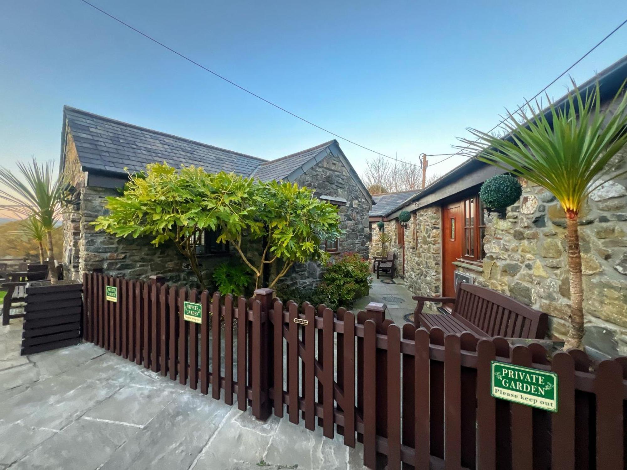 The Mary Tavy Inn Marytavy Екстериор снимка