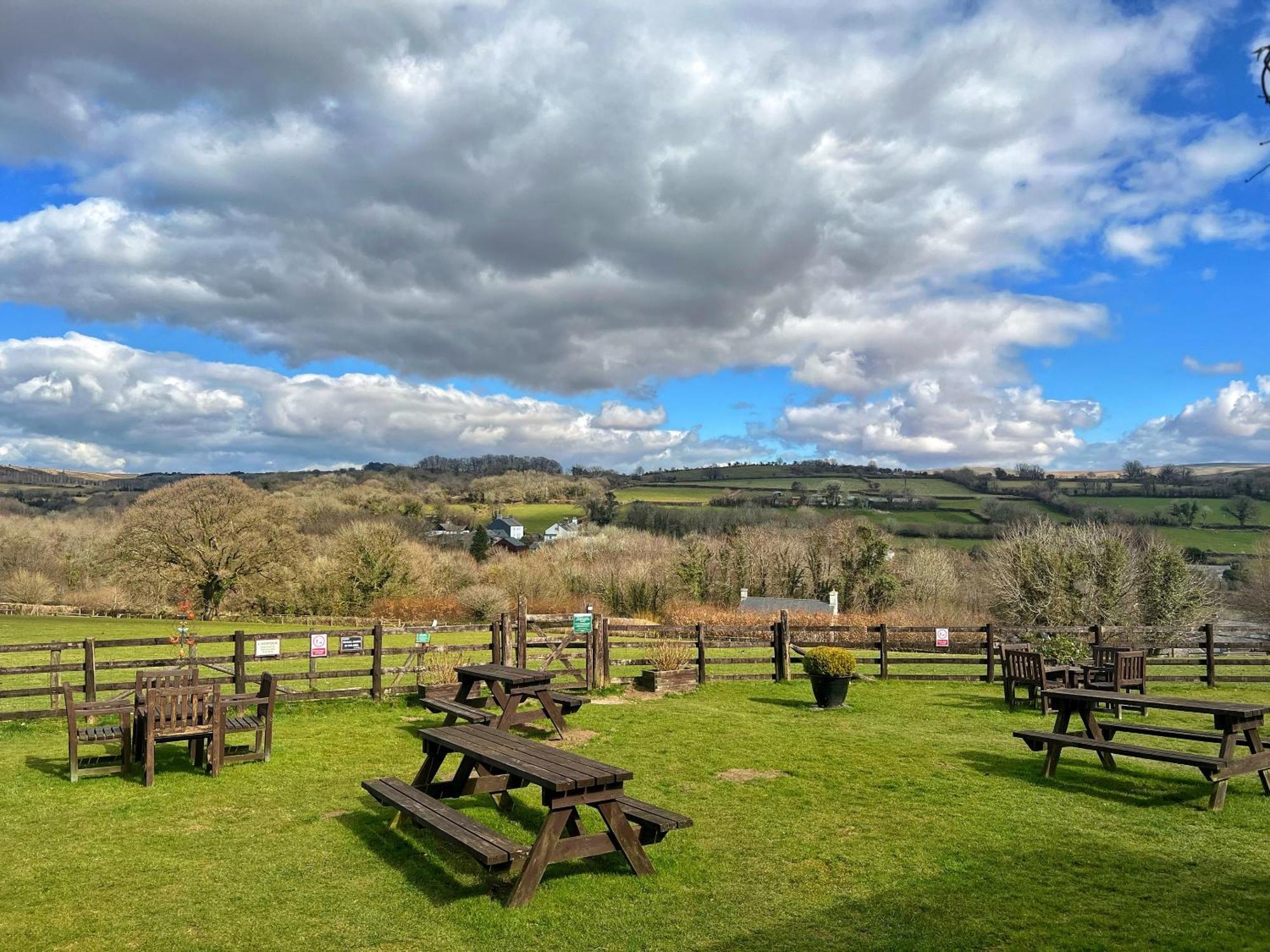 The Mary Tavy Inn Marytavy Екстериор снимка