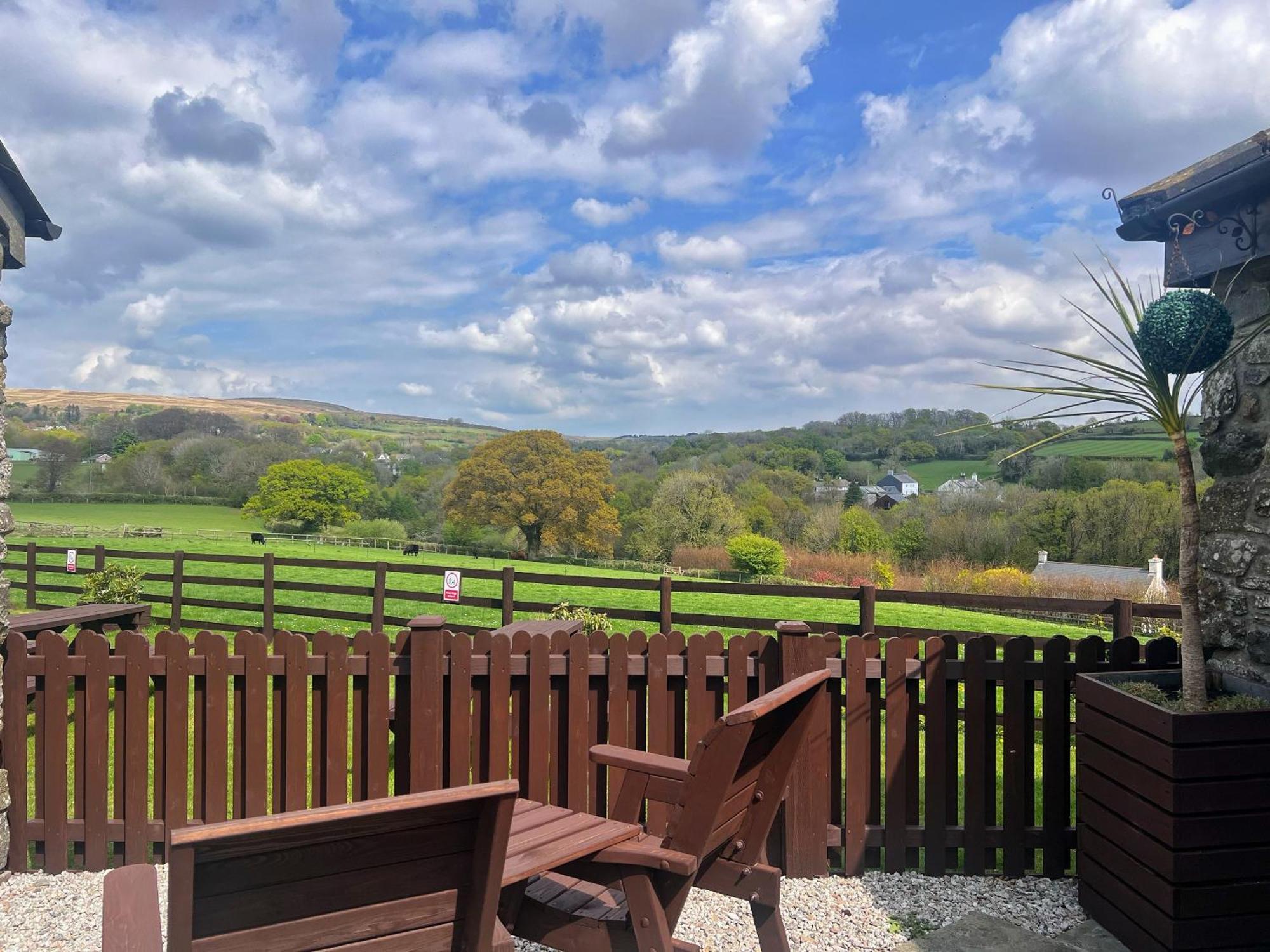 The Mary Tavy Inn Marytavy Екстериор снимка